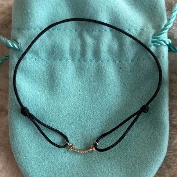 Authentic Tiffany & Co. Smile cord bracelet in rose gold and diamonds - Picture 6 of 16